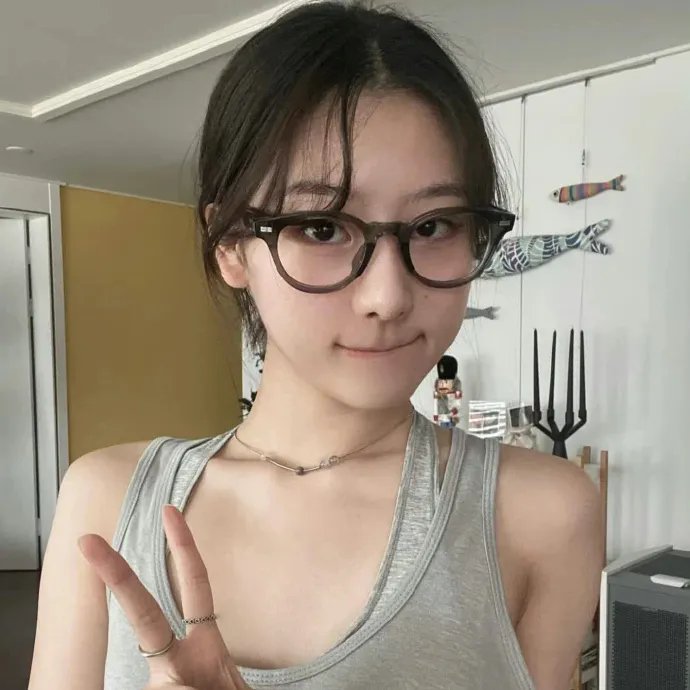 爱上平行时空的你海报